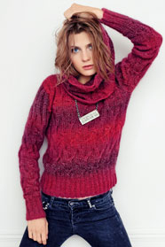 dámský ručně pletený svetr z přízí Murano Lace a Kid Silk