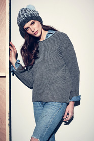 dámský ručně pletený svetr a čepice z příze Merino 105 a Softy