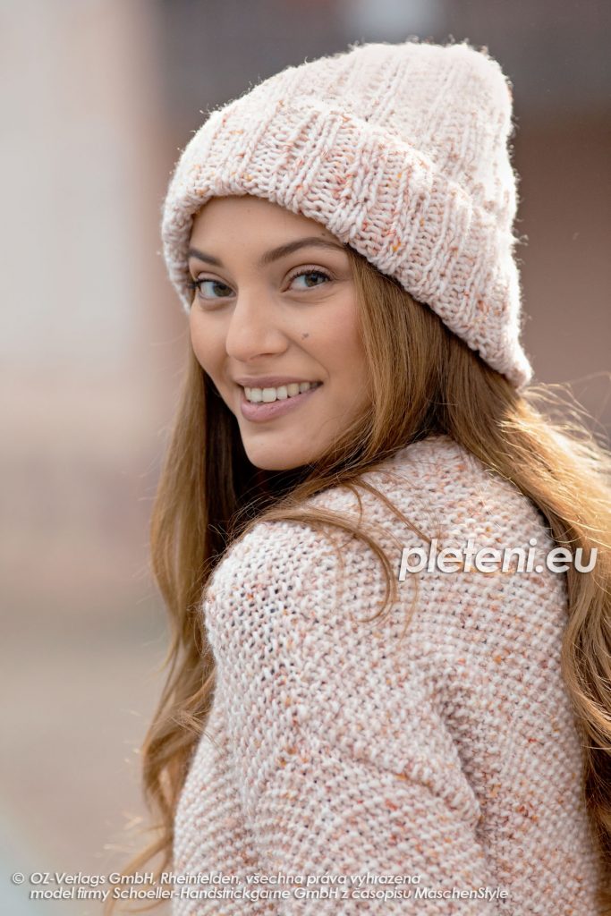 2020-Z-15 dámská ručně pletená čepice z příze Nordic Tweed značky Austermann